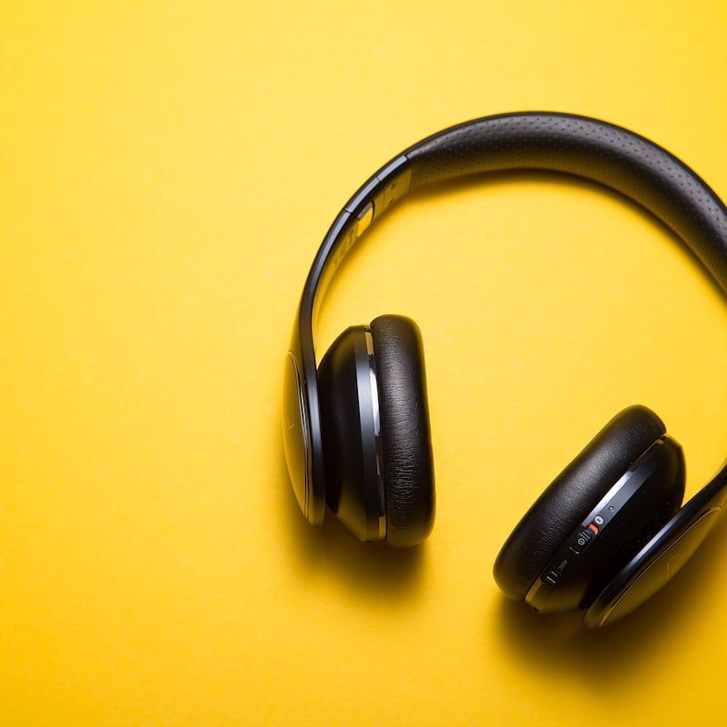 Noise Cancelling Headphones